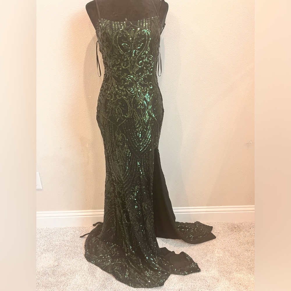 Green Windsor dress